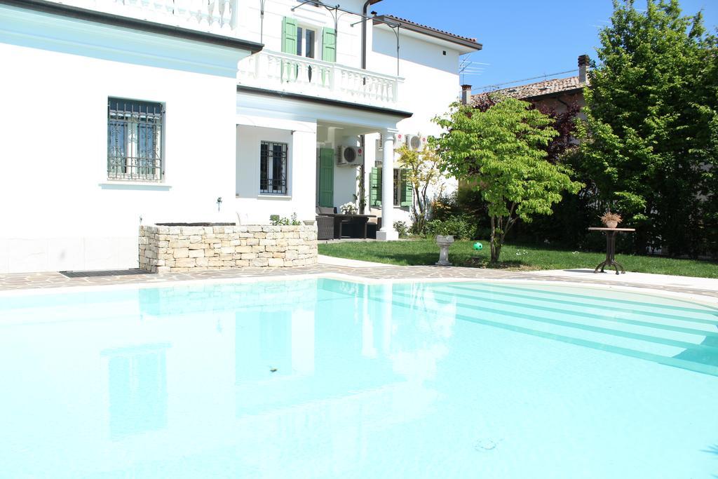 Maison Fortune Castelnuovo del Garda Rum bild